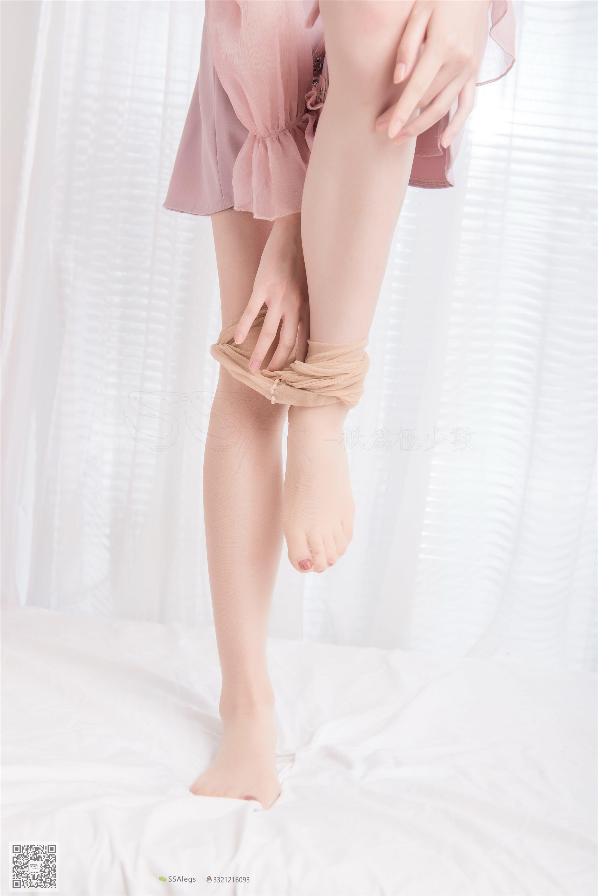 SSA丝社 NO.027 小琪琪肉色开档丝袜_清纯美女的诱惑